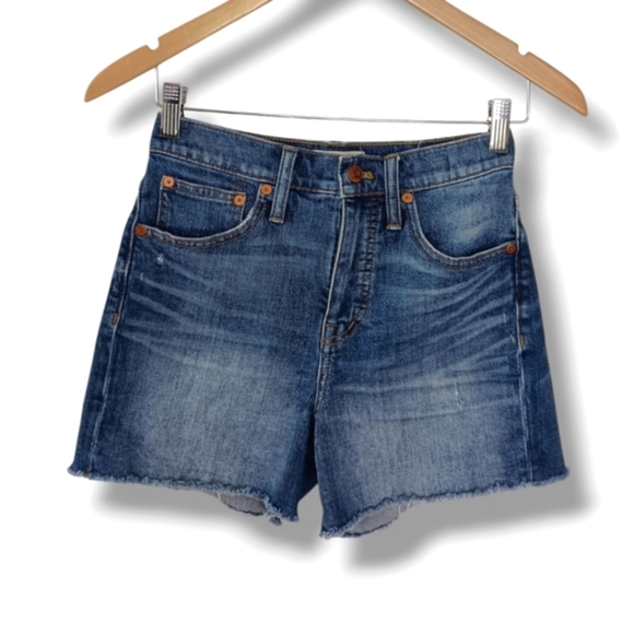 Madewell High Rise Denim Shorts in Medium Wash Size 24 - Picture 2 of 7